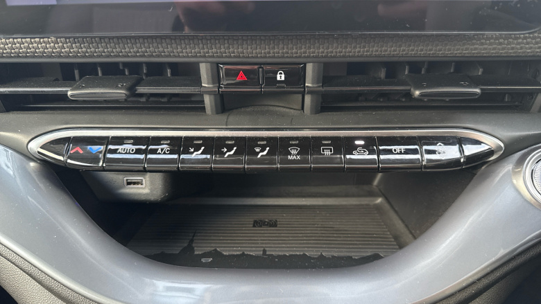 Fiat 500 87kW La Prima 42kWh 3dr Auto Electric Hatchback